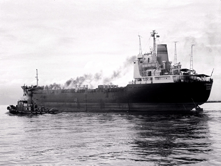 Bulk carriers: some historical notes: Slide 6 of 14